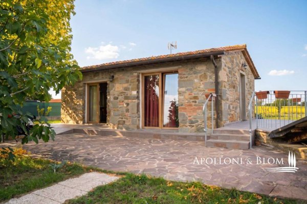 casa indipendente in vendita a Castiglione del Lago