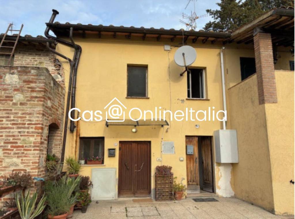 casa indipendente in vendita a Castiglione del Lago