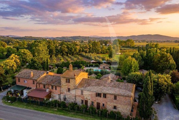 terreno edificabile in vendita a Castiglione del Lago