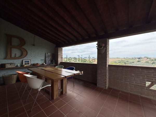 casa indipendente in vendita a Castiglione del Lago