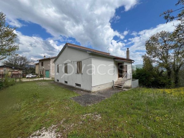 casa indipendente in vendita a Cerreto di Spoleto in zona Borgo Cerreto