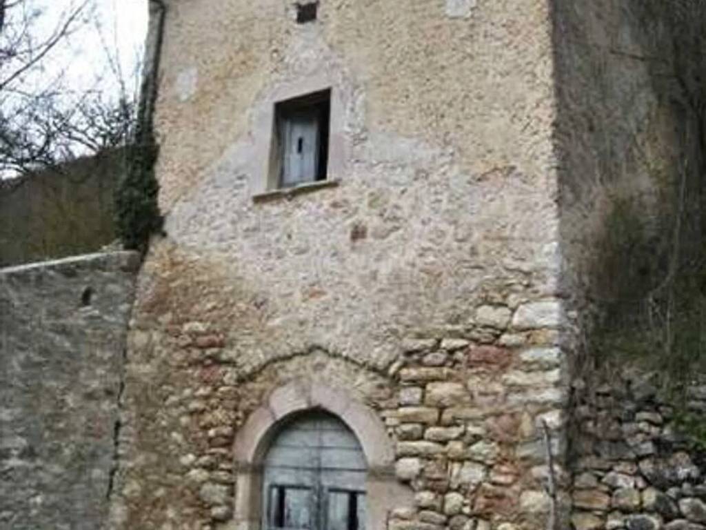 casa indipendente in vendita a Cerreto di Spoleto