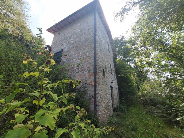 appartamento in vendita a Cerreto di Spoleto