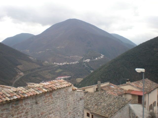 appartamento in vendita a Cerreto di Spoleto