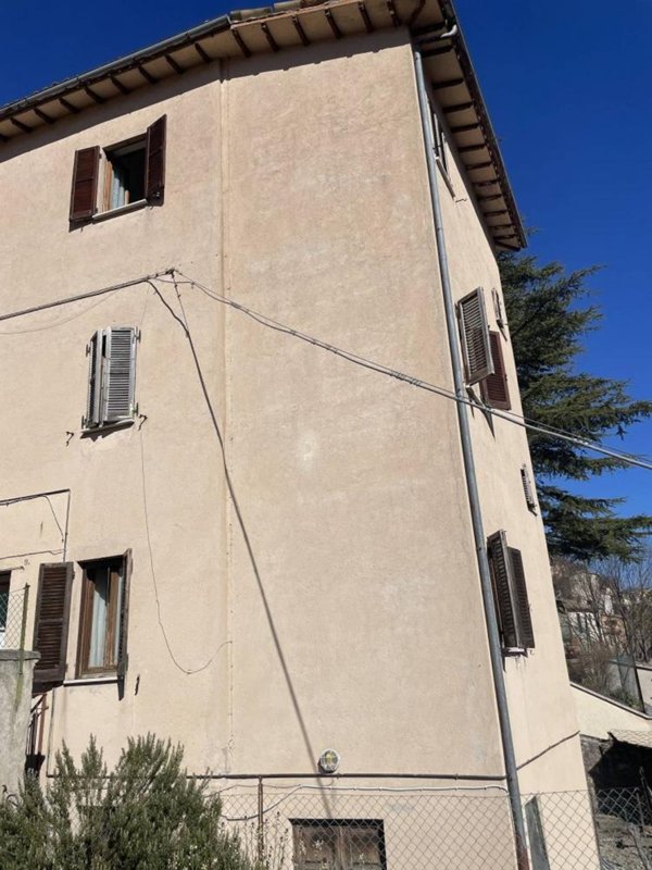 appartamento in vendita a Cerreto di Spoleto