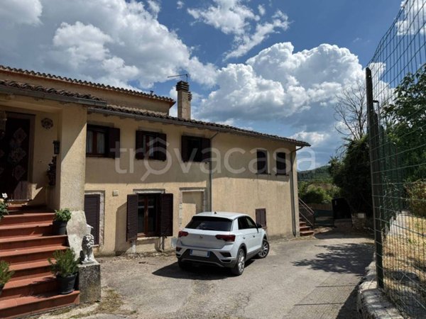appartamento in vendita a Cerreto di Spoleto