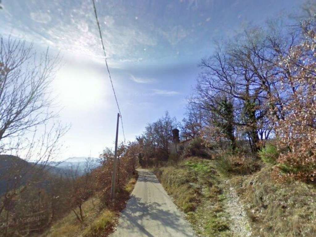locale di sgombero in vendita a Cerreto di Spoleto