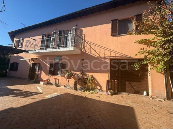 casa indipendente in vendita a Cerreto di Spoleto