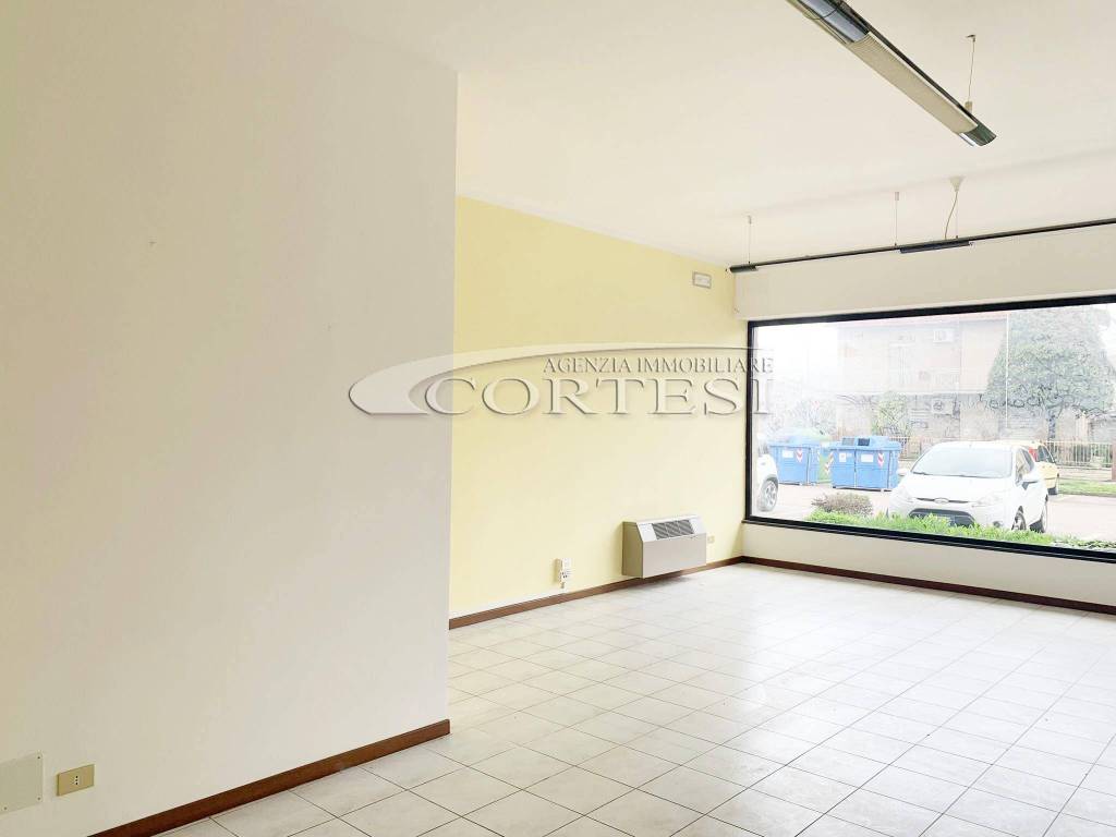 negozio in vendita a Citerna in zona Pistrino