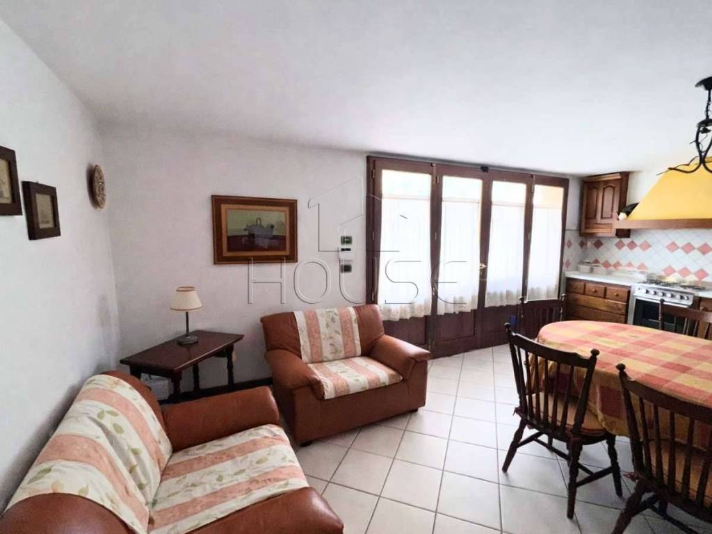 casa indipendente in vendita a Citerna in zona Fighille