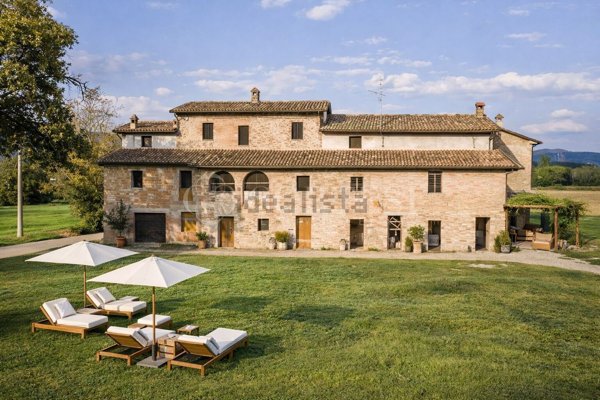 casa indipendente in vendita a Citerna in zona Pistrino