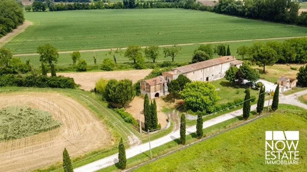 casale in vendita a Citerna in zona Pistrino