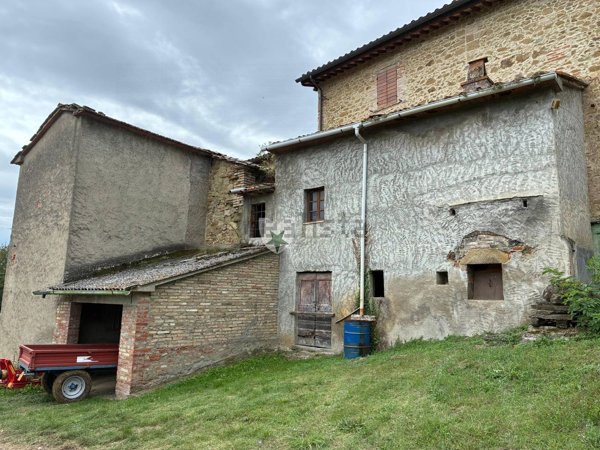 casale in vendita a Citerna in zona Fighille