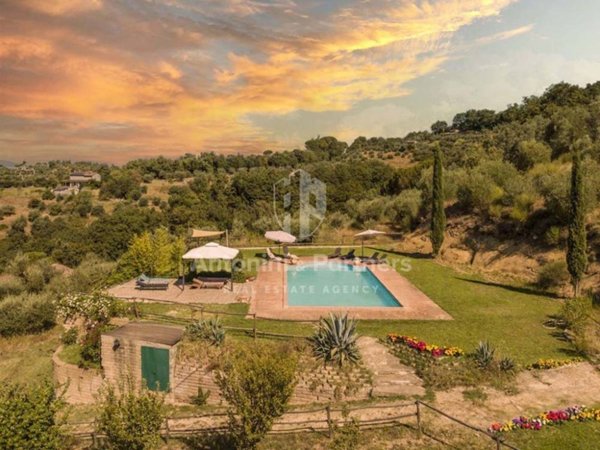 casa indipendente in vendita a Città della Pieve