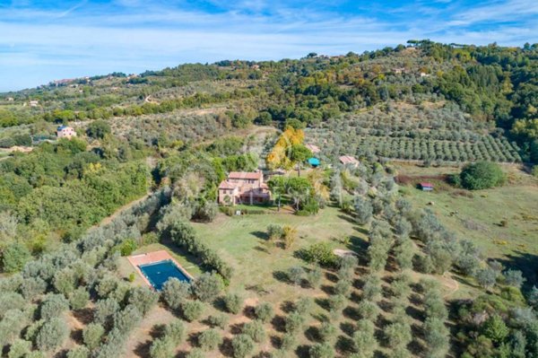 casa indipendente in vendita a Città della Pieve