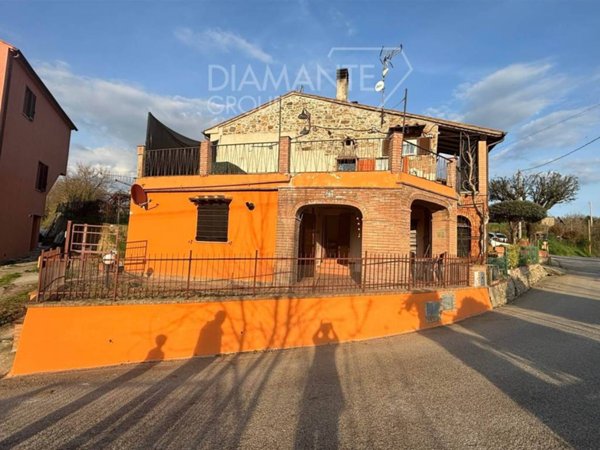 appartamento in vendita a Città della Pieve in zona Moiano