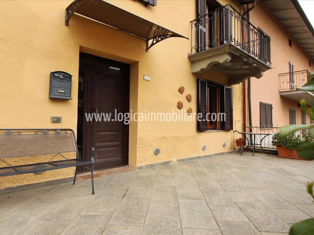casa indipendente in vendita a Città della Pieve in zona Moiano