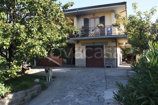 casa indipendente in vendita a Città della Pieve in zona Po Bandino
