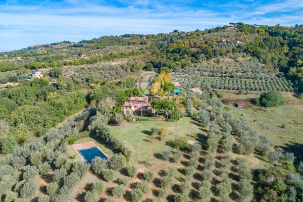 casa indipendente in vendita a Città della Pieve