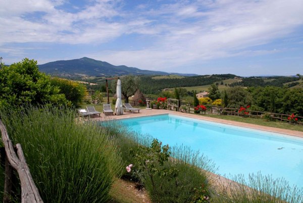 casa indipendente in vendita a Città della Pieve