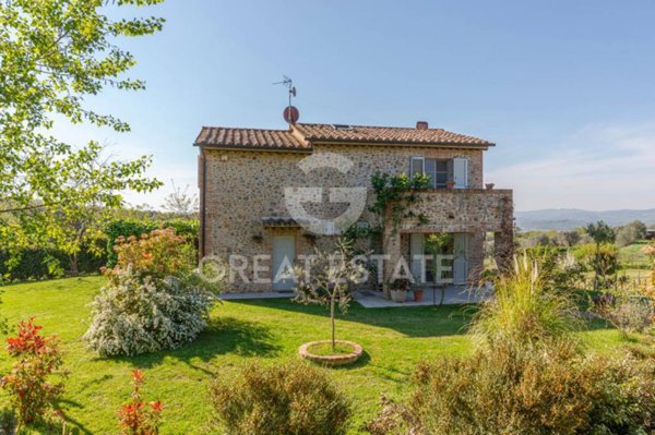 casa indipendente in vendita a Città della Pieve