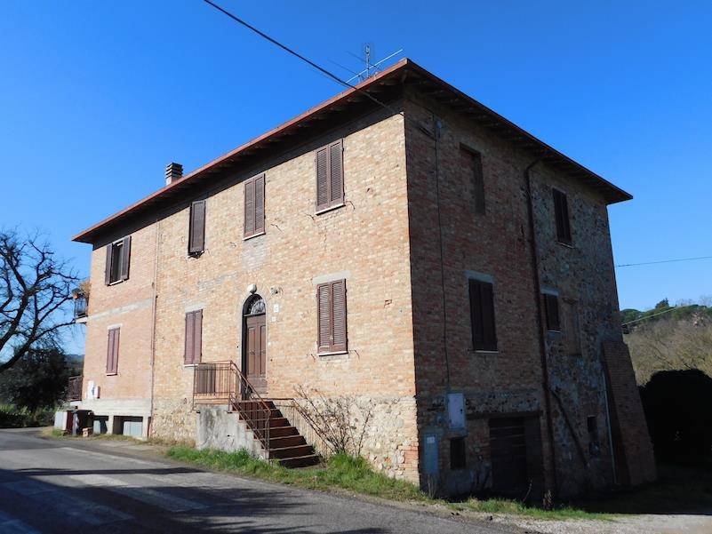 casa indipendente in vendita a Città della Pieve in zona Moiano