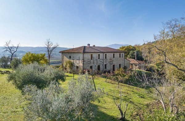 casa indipendente in vendita a Città della Pieve