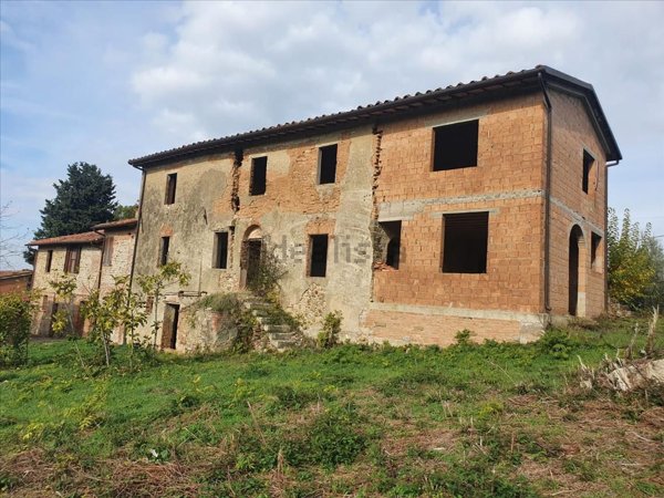 casa indipendente in vendita a Città della Pieve in zona Moiano