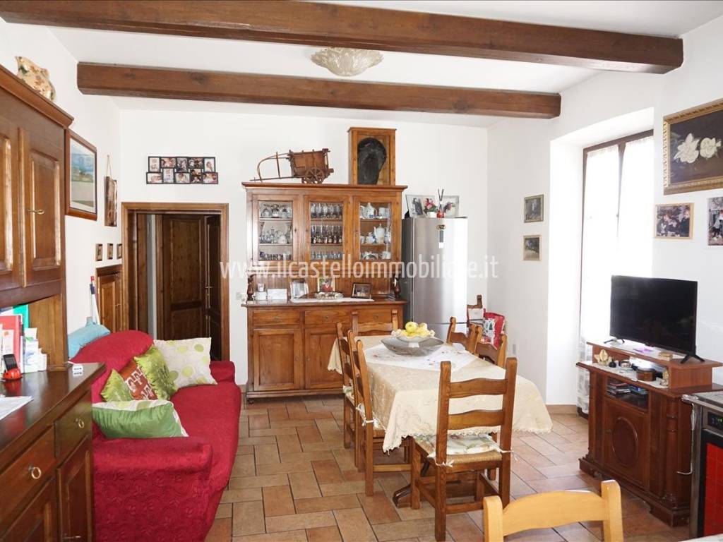 intera palazzina in vendita a Città della Pieve in zona Ponticelli
