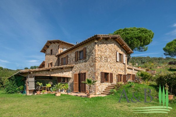 casa indipendente in vendita a Città della Pieve