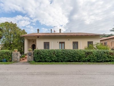 casa indipendente in vendita a Città della Pieve