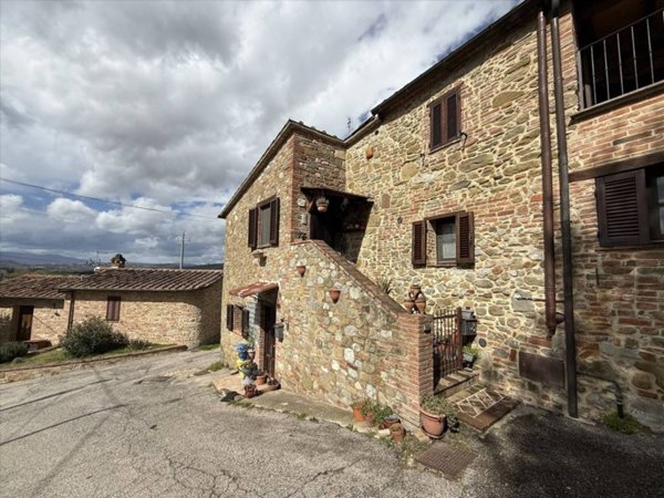 casa indipendente in vendita a Città della Pieve in zona Moiano