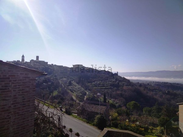 casa indipendente in vendita a Città della Pieve