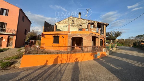 appartamento in vendita a Città della Pieve in zona Moiano
