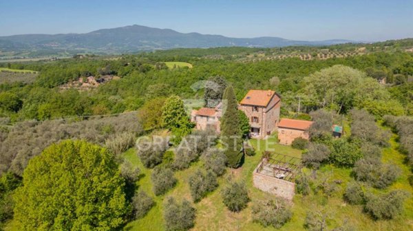 casa indipendente in vendita a Città della Pieve