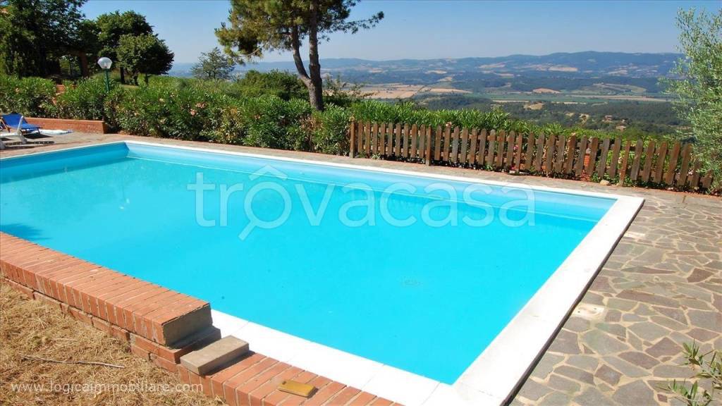 casa indipendente in vendita a Città della Pieve