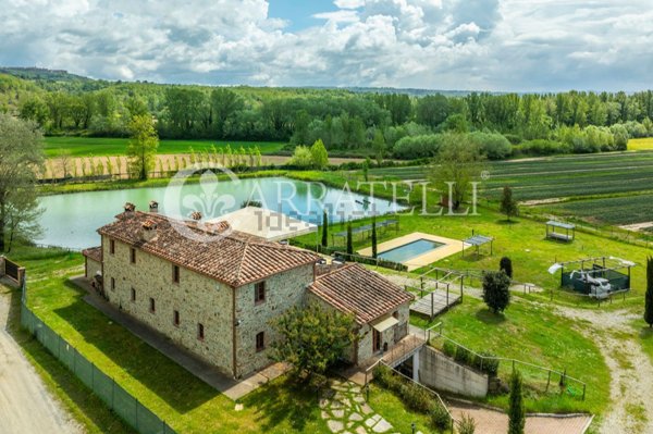 casa indipendente in vendita a Città della Pieve
