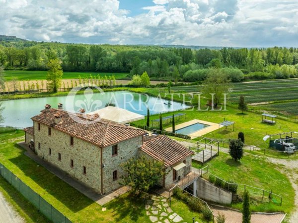 casa indipendente in vendita a Città della Pieve