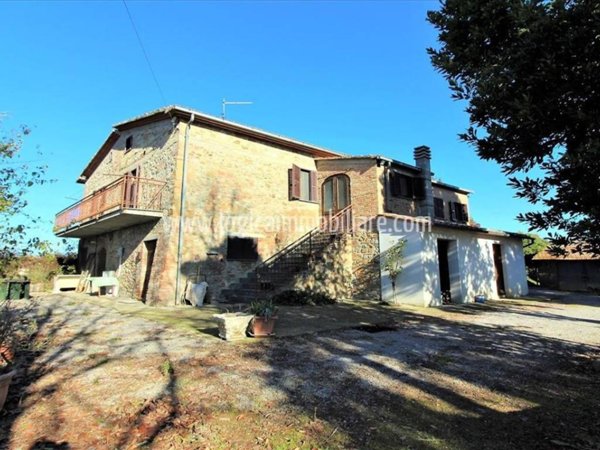 casa indipendente in vendita a Città della Pieve in zona Ponticelli