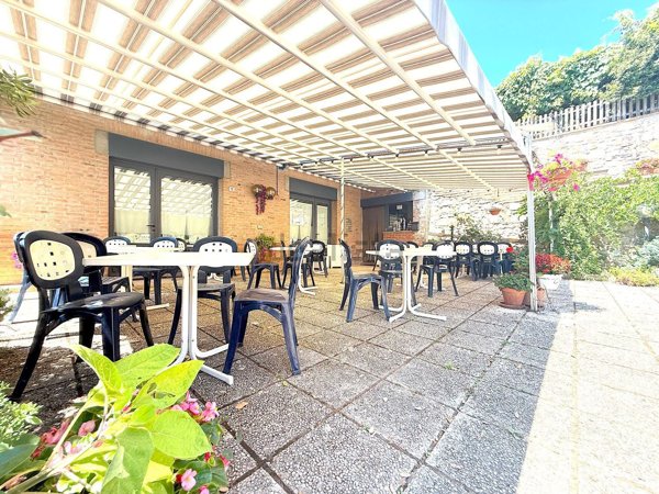 locale commerciale in vendita a Città della Pieve