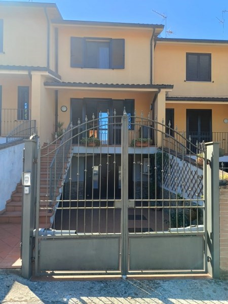 casa indipendente in vendita a Città della Pieve