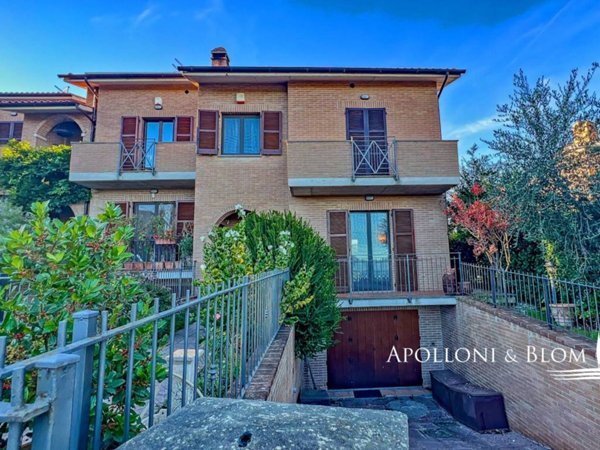 casa indipendente in vendita a Città della Pieve