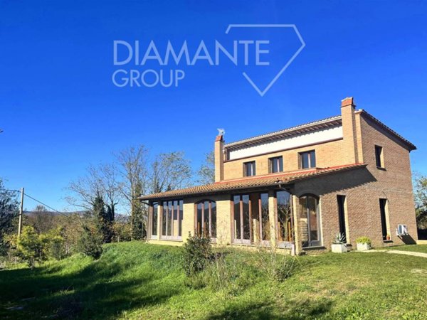 casa indipendente in vendita a Città della Pieve