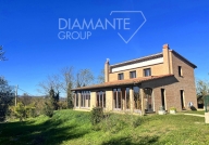 casa indipendente in vendita a Città della Pieve