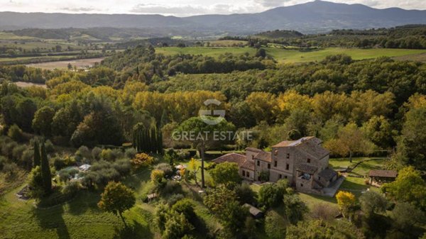 casa indipendente in vendita a Città della Pieve
