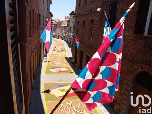 intera palazzina in vendita a Città della Pieve