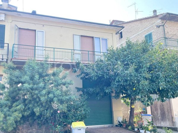 casa indipendente in vendita a Città della Pieve in zona Ponticelli