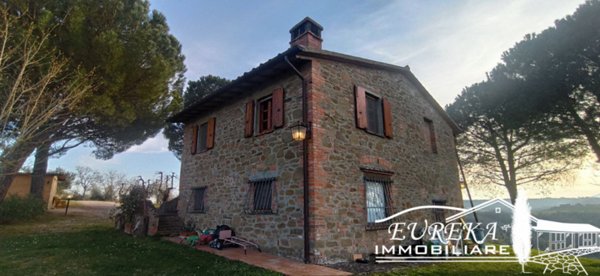 casa indipendente in vendita a Città della Pieve