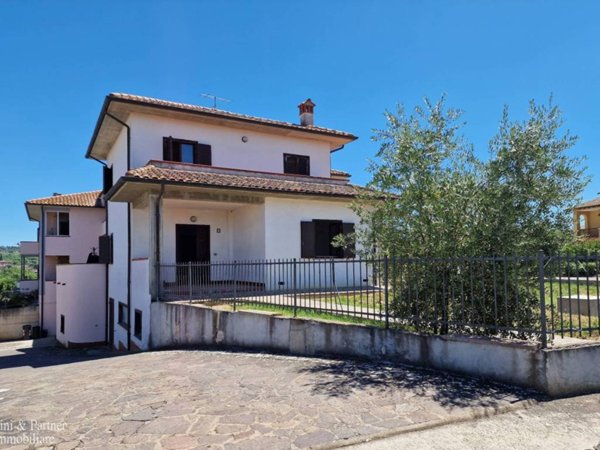casa indipendente in vendita a Città della Pieve
