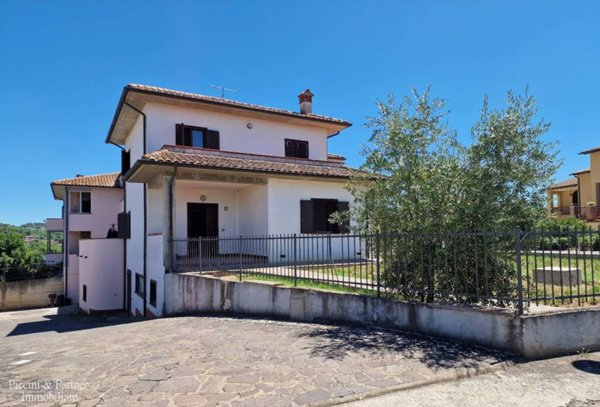 casa indipendente in vendita a Città della Pieve